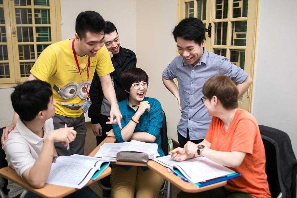 Giao tiếp tiếng Nhật với bạn bè trên lớp
